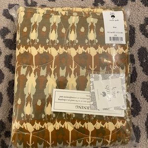 Kate quinn bamboo ikat quilt bedding brown gift